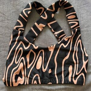 Onzie Half Moon Ribbed Sports Bra Black Swirl Print S/M